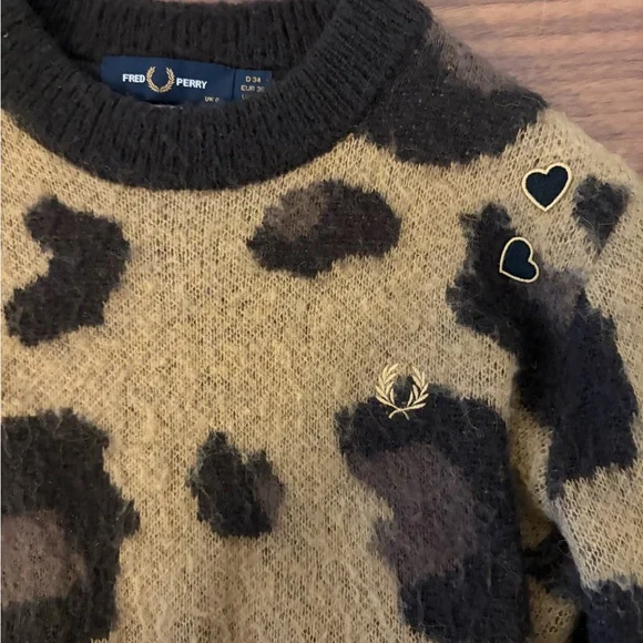 Fred Perry X Amy Winehouse Leopard sweater - Picture 4 of 8